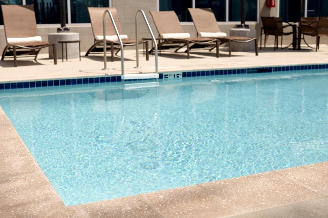 Hyatt Place Charlotte Airport Billy Graham Parkway Екстериор снимка