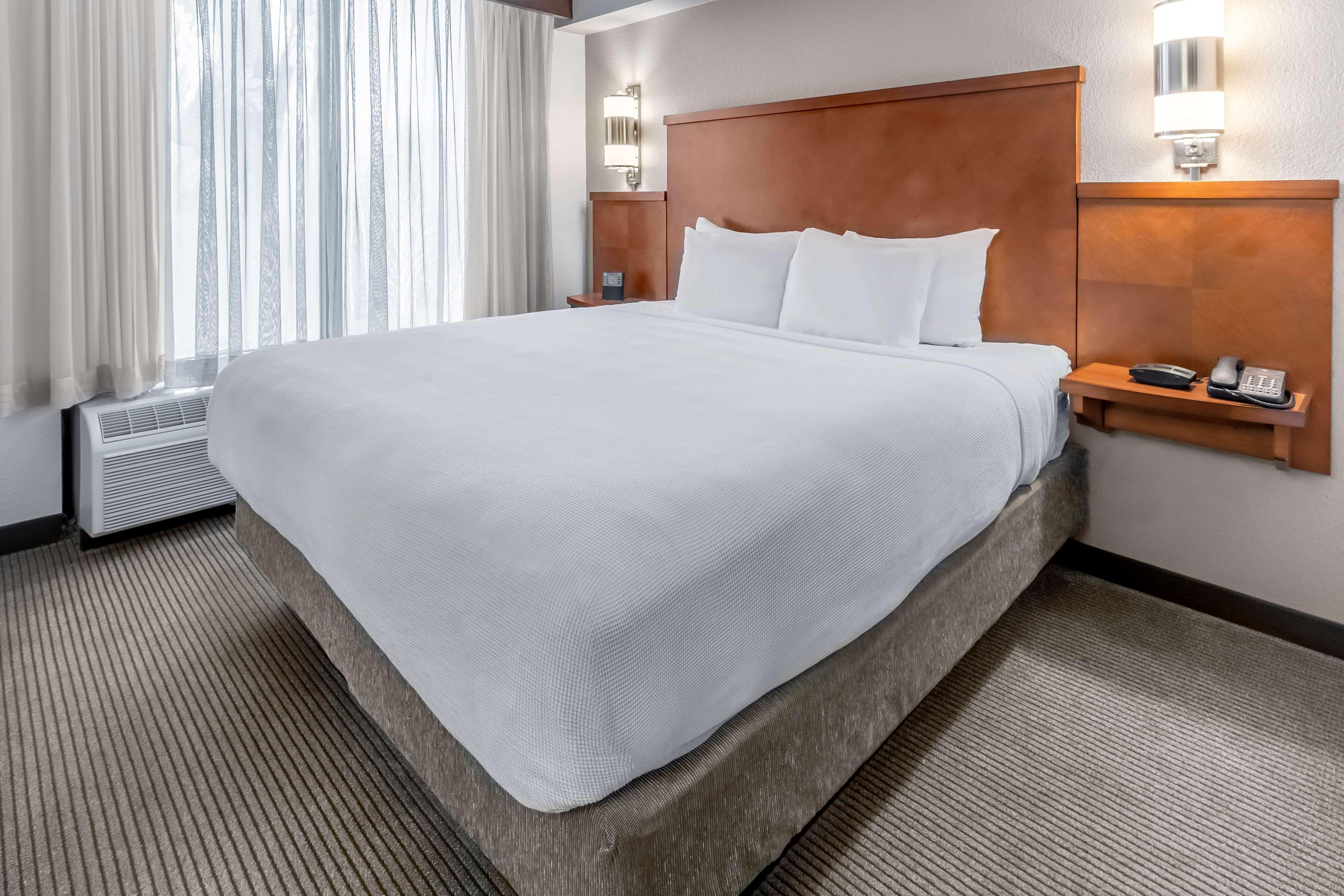 Hyatt Place Charlotte Airport Billy Graham Parkway Екстериор снимка
