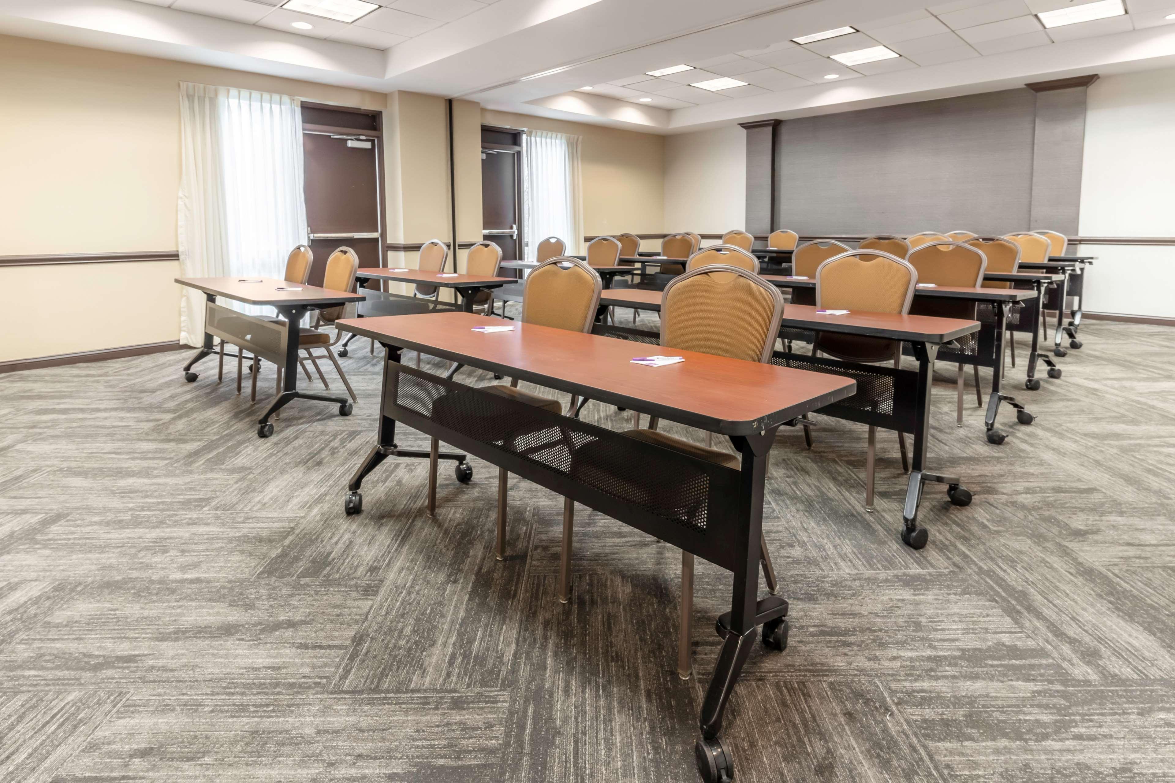 Hyatt Place Charlotte Airport Billy Graham Parkway Екстериор снимка