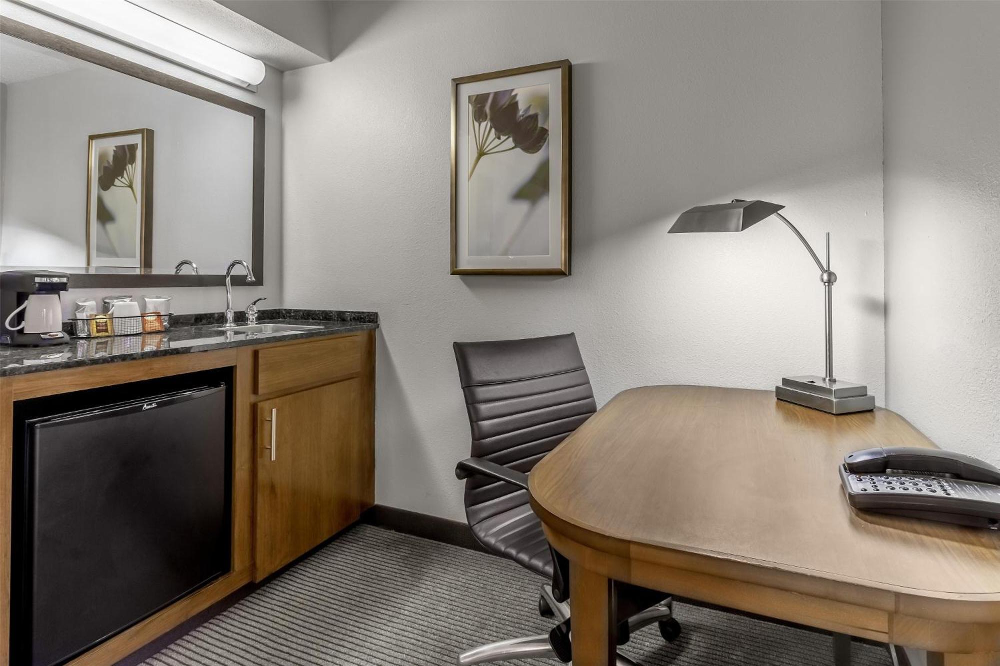 Hyatt Place Charlotte Airport Billy Graham Parkway Екстериор снимка